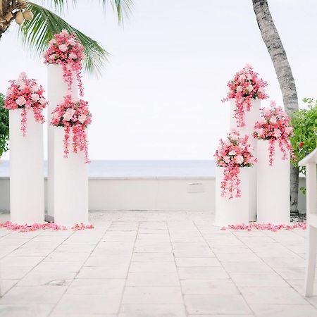 Dhauteya Villa Ambat Exteriör bild