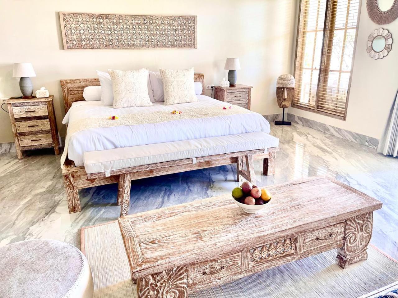 Dhauteya Villa Ambat Exteriör bild